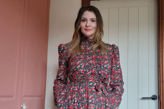 A Merry holiday Maple Dress hack!