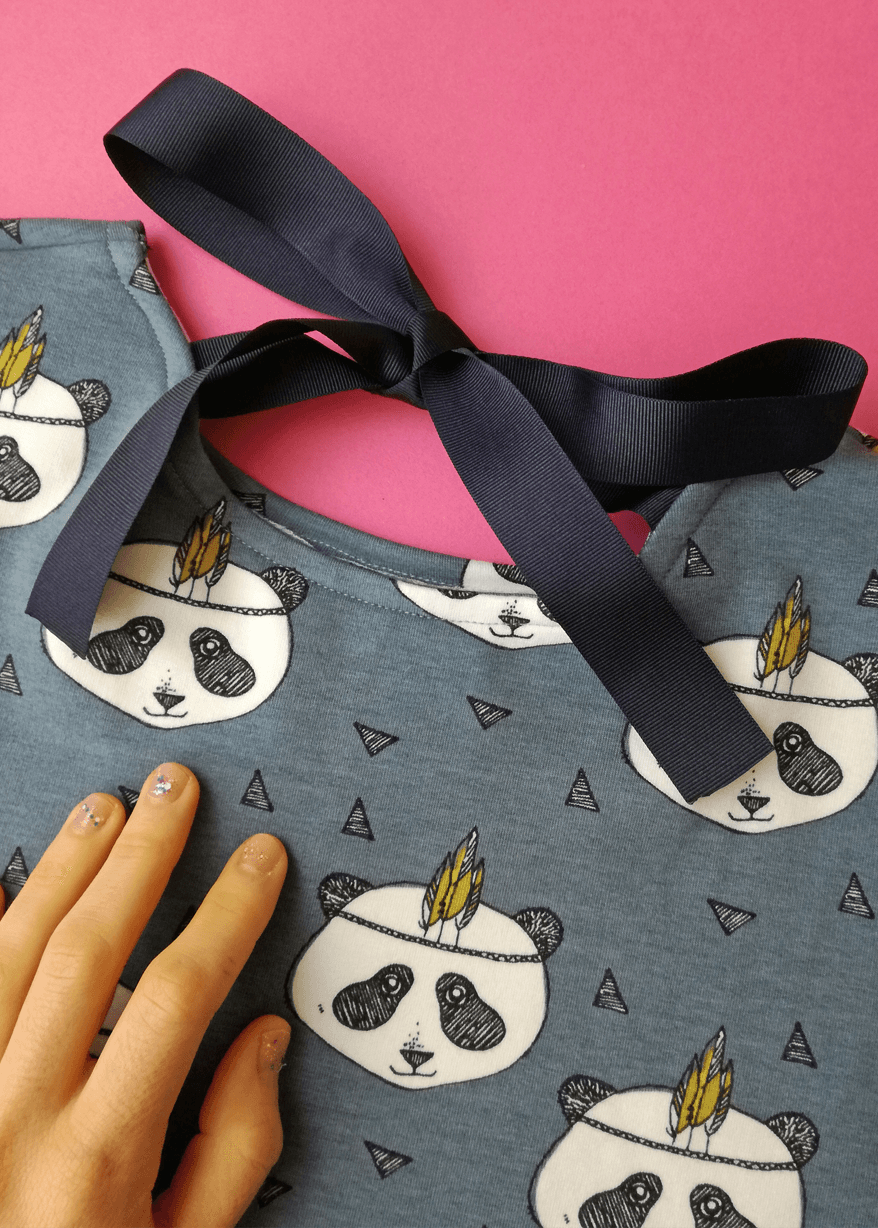 Detail Mini Chestnut Sweater Pand bow 1