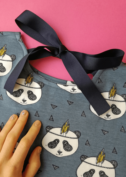 Detail Mini Chestnut Sweater Pand bow 1